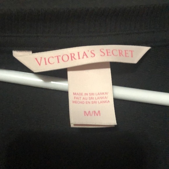 Victoria’s Secret Top with Pocket Size Medium - Picture 4 of 5